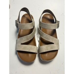 Blowfish Malibu Isabel Champagne Metallic Strappy Sandals Womens 10 Flat Boho